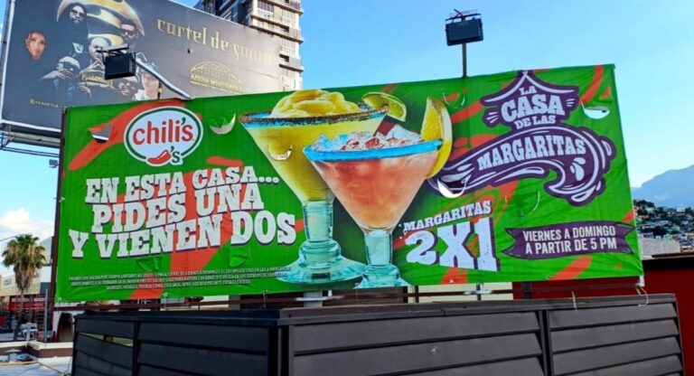 Bastidor con lona: Ventajas y usos en la publicidad exterior